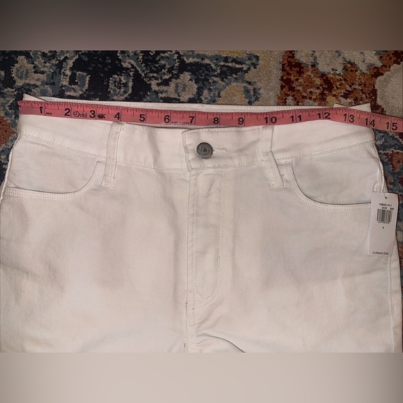 NWT Old Navy Jeans Womens Sz 4 White Super Skinny High Rise Denim Stretch - Picture 2 of 11